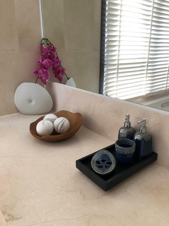 Baan Mai Khao Aparthotel Bagian luar foto