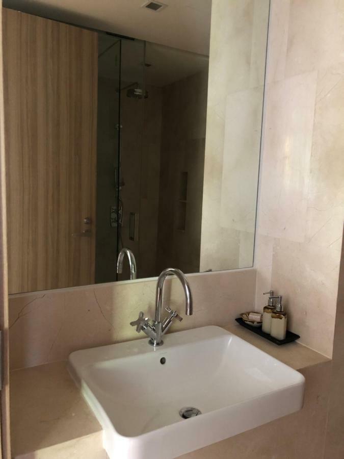 Baan Mai Khao Aparthotel Bagian luar foto