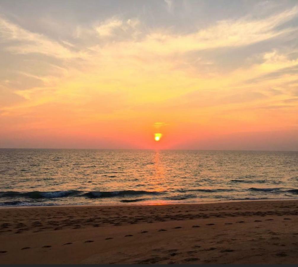 Baan Mai Khao Aparthotel Bagian luar foto