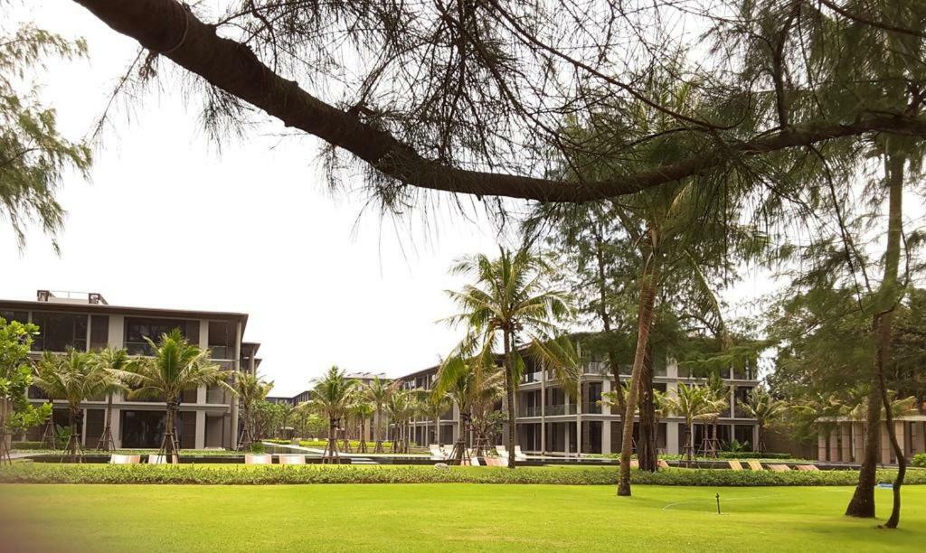 Baan Mai Khao Aparthotel Bagian luar foto
